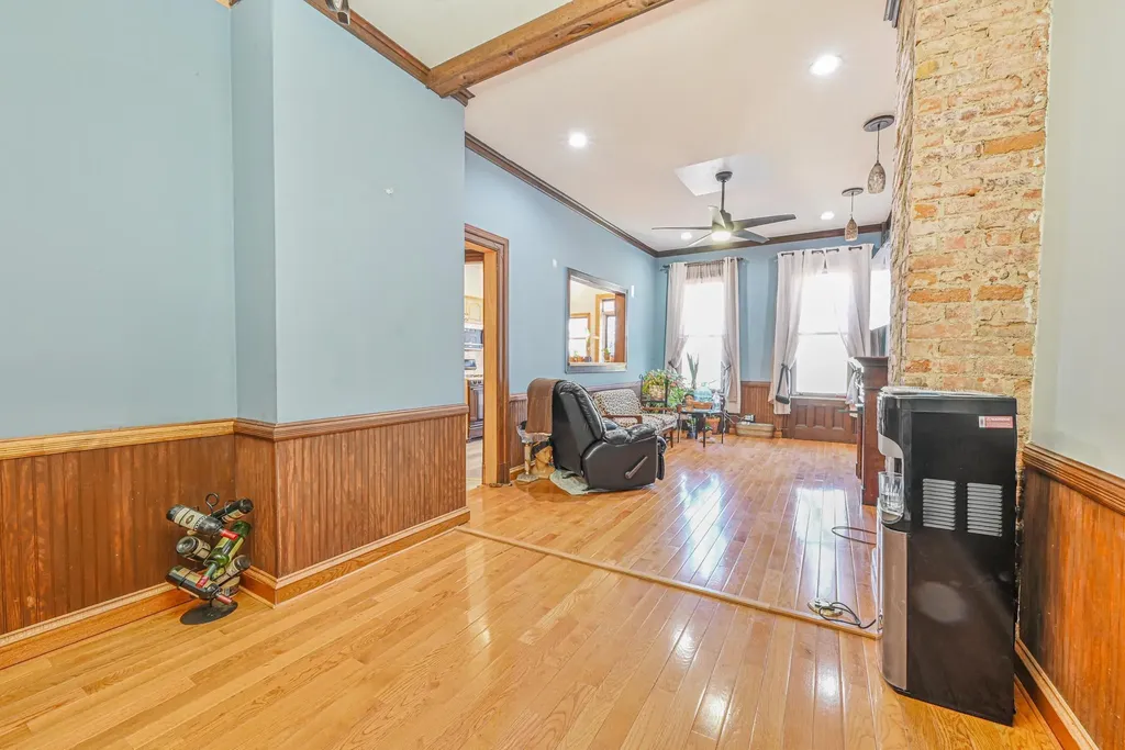 124 Shepherd Avenue Brooklyn NY 11208