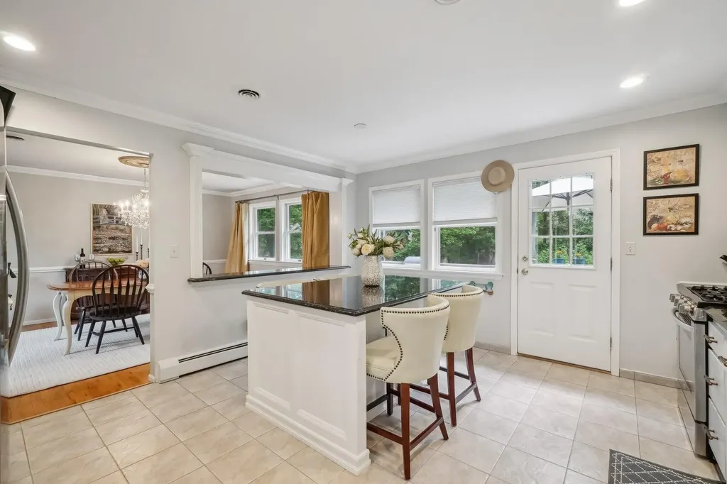 21 Wachs Way Valley Cottage NY 10989