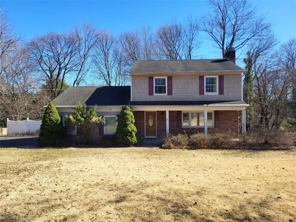 3 Eden Drive Brookhaven NY 11790