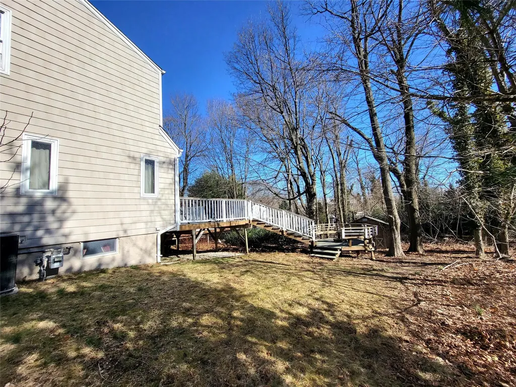 3 Eden Drive Stony Brook NY 11790
