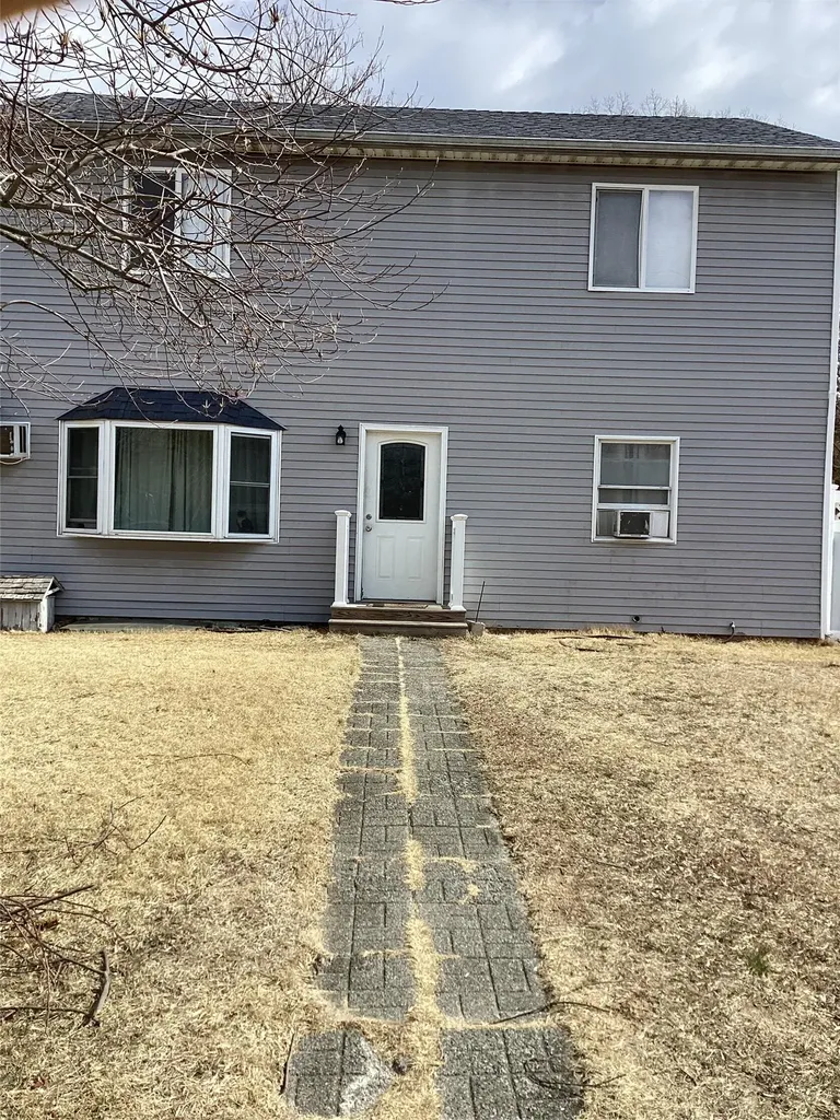 148 Noel Drive Centereach NY 11720