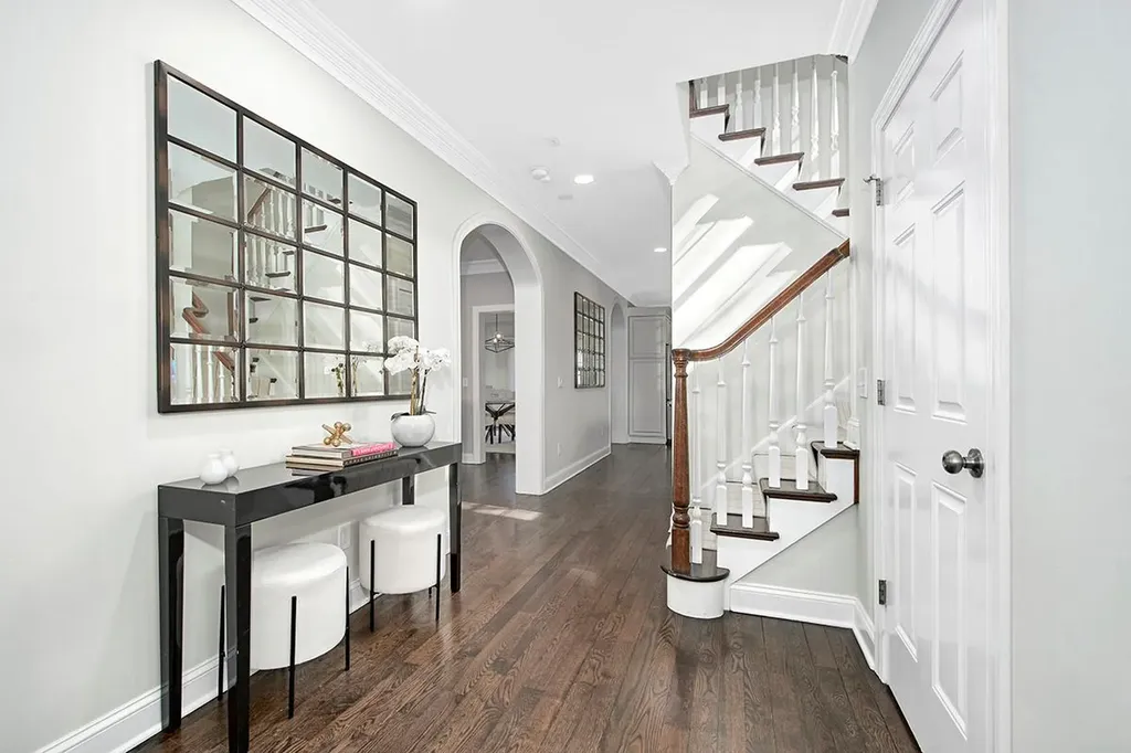433 Melbourne Avenue Mamaroneck NY 10543