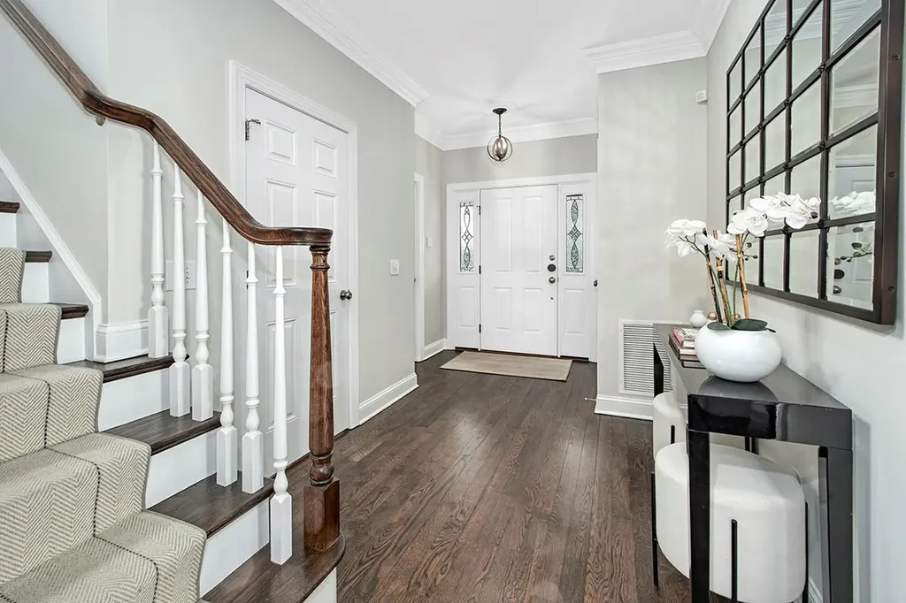 433 Melbourne Avenue Mamaroneck NY 10543