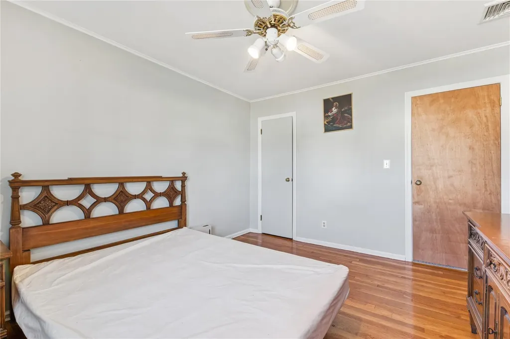 1457 9th Street West Babylon NY 11704