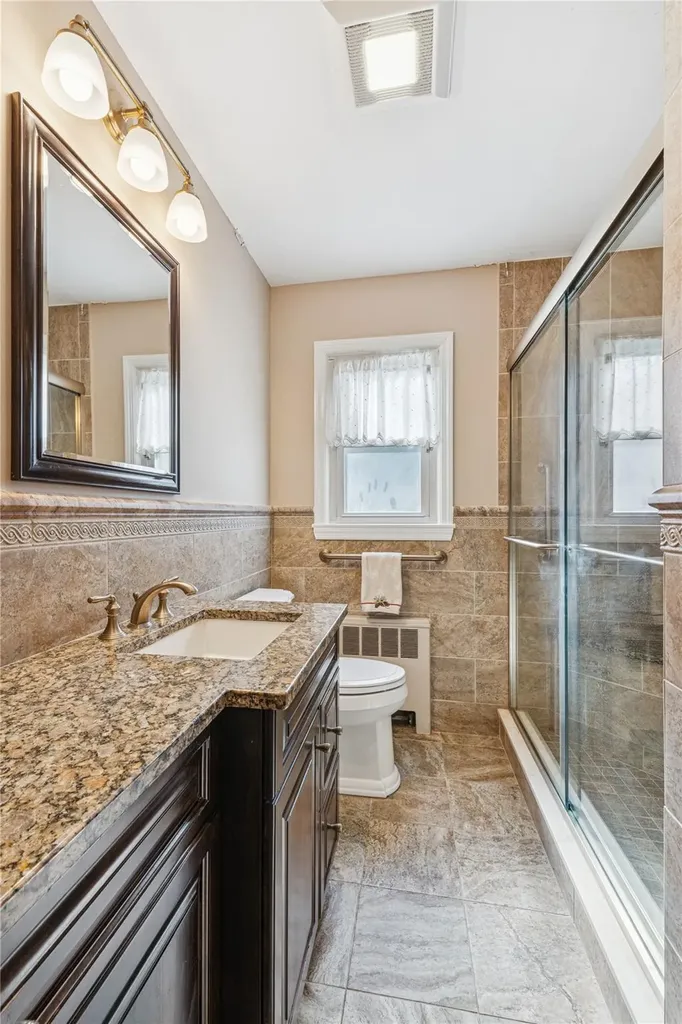 1457 9th Street West Babylon NY 11704