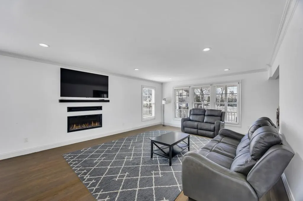 109 Forest Avenue Nesconset NY 11767