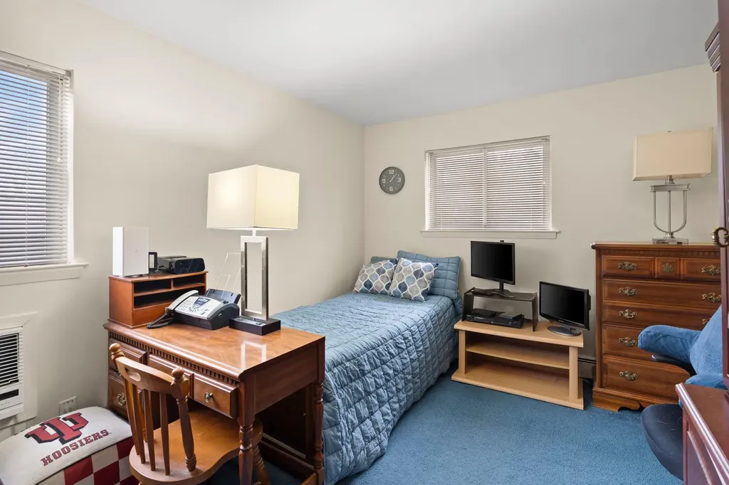 25a Winthrop Drive Woodbury NY 11797