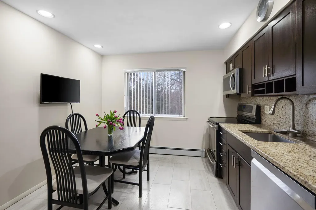25a Winthrop Drive Woodbury NY 11797