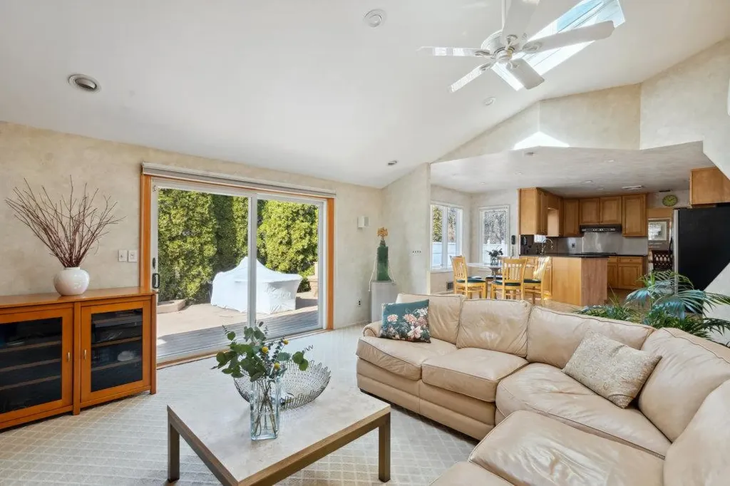 19 Livingston Avenue Jericho NY 11753