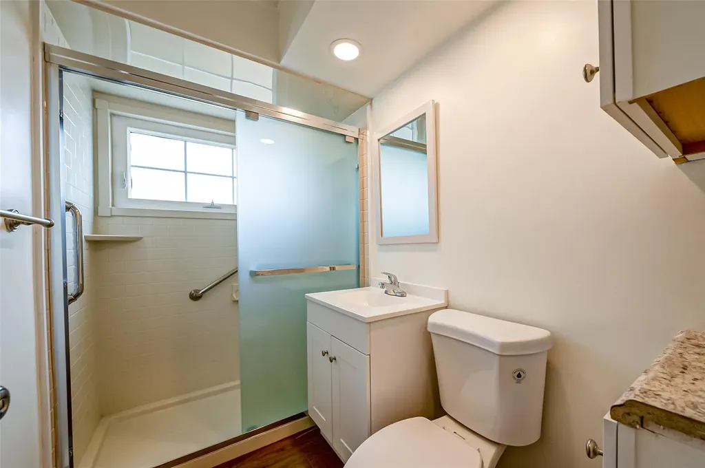 351 Duckpond Drive E Wantagh NY 11793