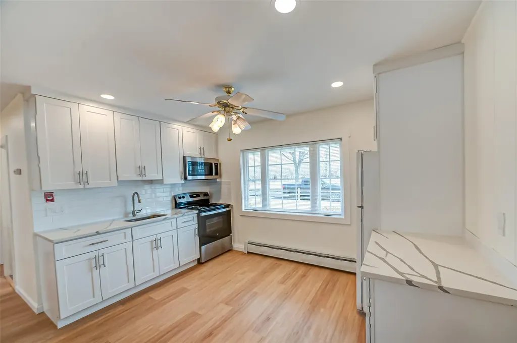 351 Duckpond Drive E Wantagh NY 11793