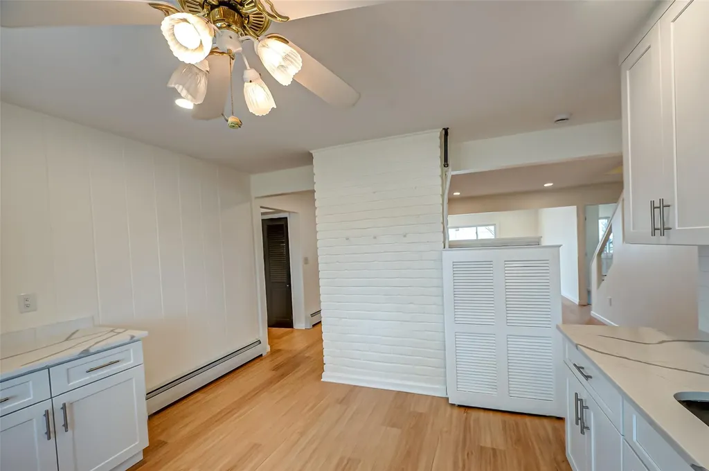 351 Duckpond Drive E Wantagh NY 11793