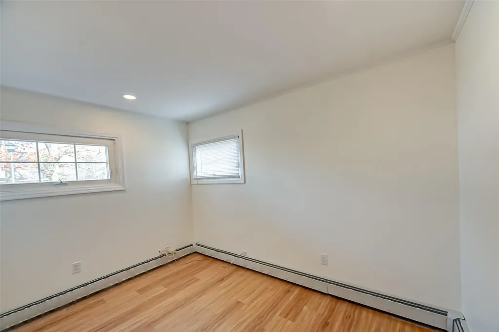 351 Duckpond Drive E Wantagh NY 11793