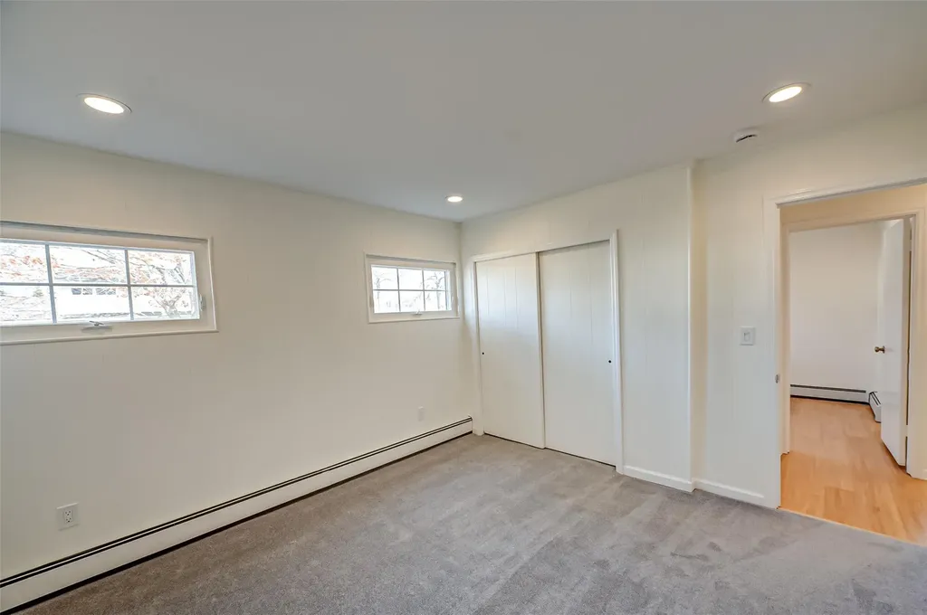 351 Duckpond Drive E Wantagh NY 11793