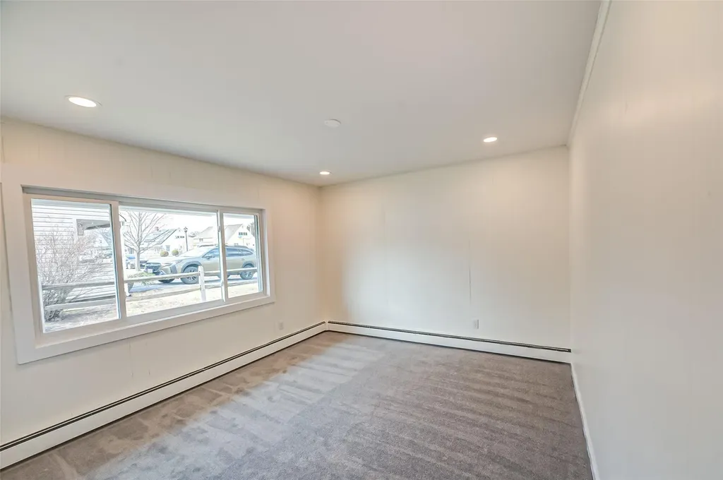 351 Duckpond Drive E Wantagh NY 11793