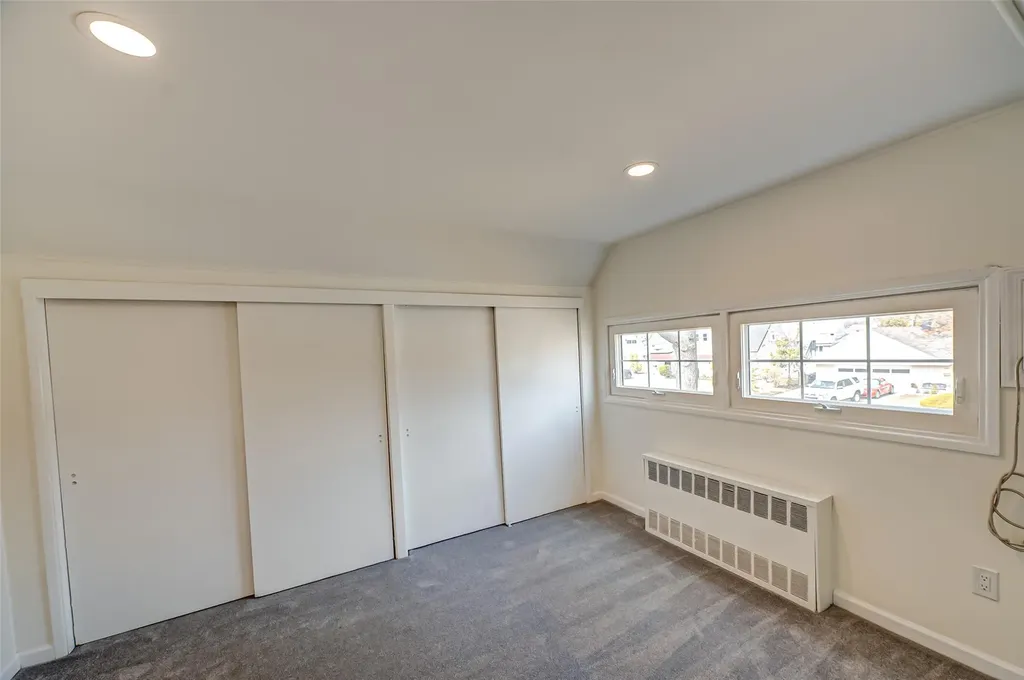 351 Duckpond Drive E Wantagh NY 11793