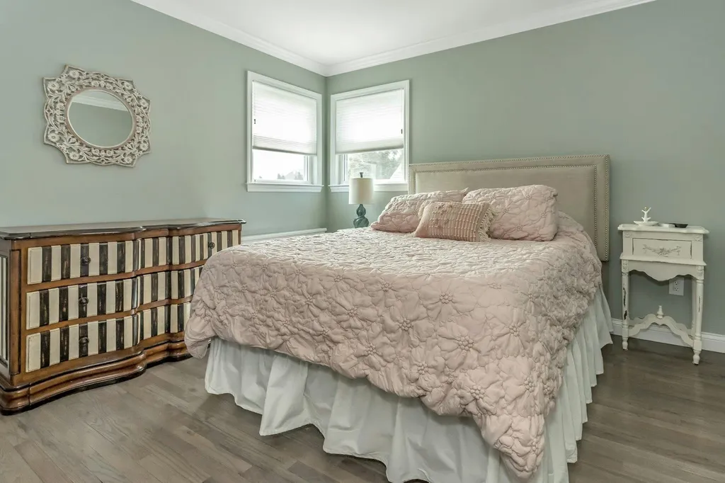 63 Swan Drive Massapequa NY 11758