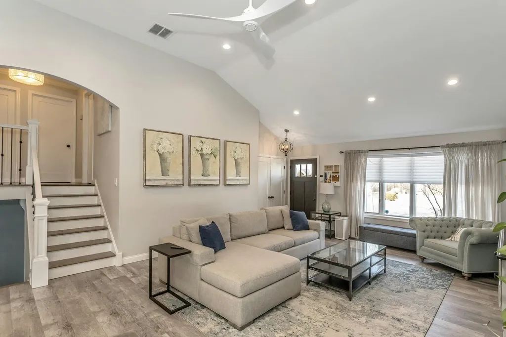 63 Swan Drive Massapequa NY 11758