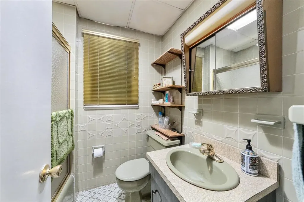 1940 Hone Avenue Bronx NY 10461