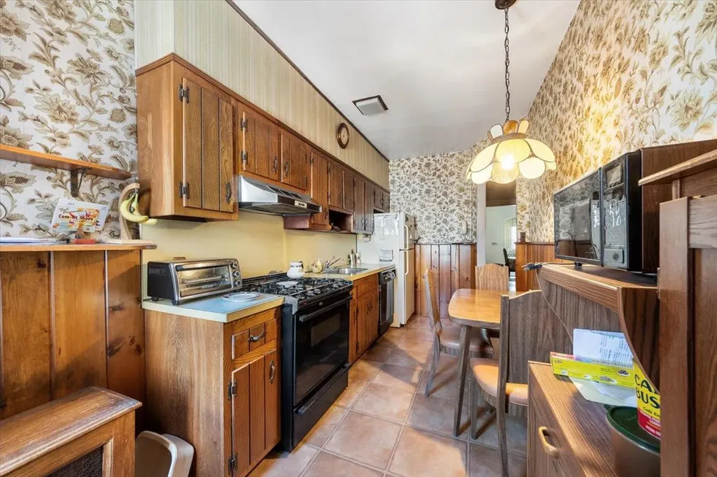 1940 Hone Avenue Bronx NY 10461