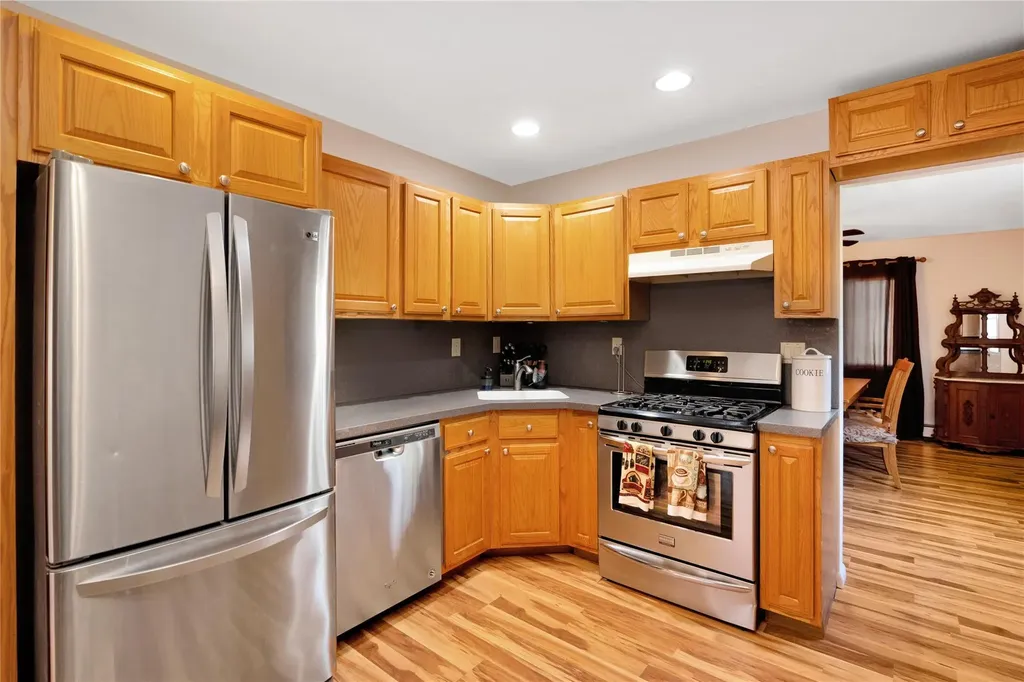 26 Steuben Avenue Bethpage NY 11714