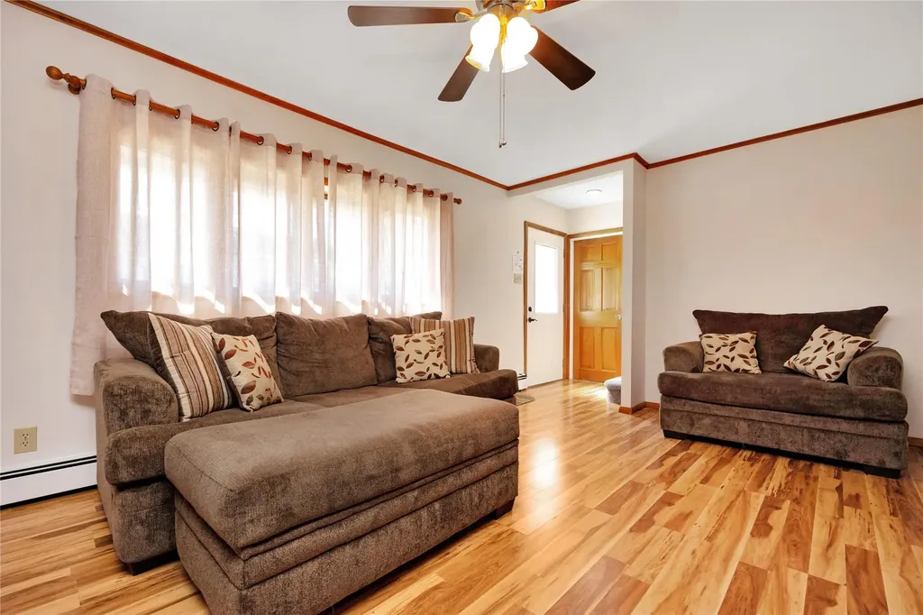 26 Steuben Avenue Bethpage NY 11714
