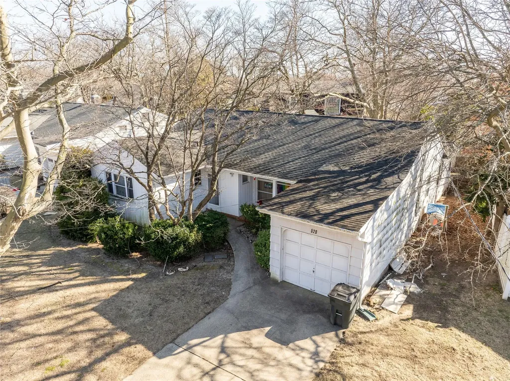 529 Hazel Drive Woodmere NY 11598