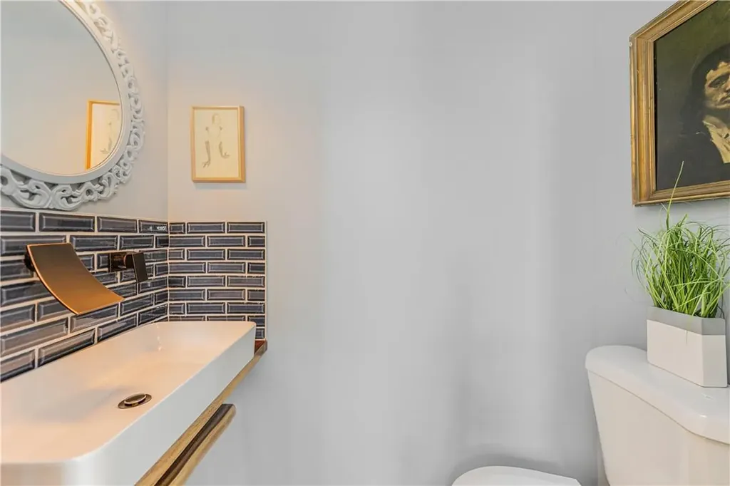 12 Risley Place New Rochelle NY 10801