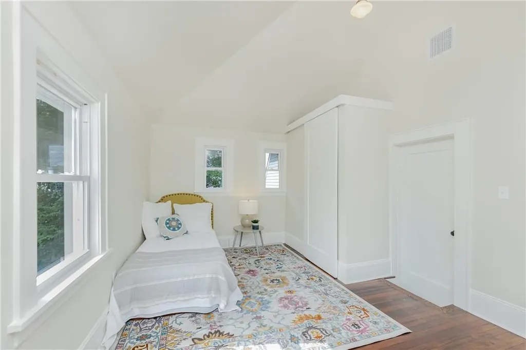 12 Risley Place New Rochelle NY 10801