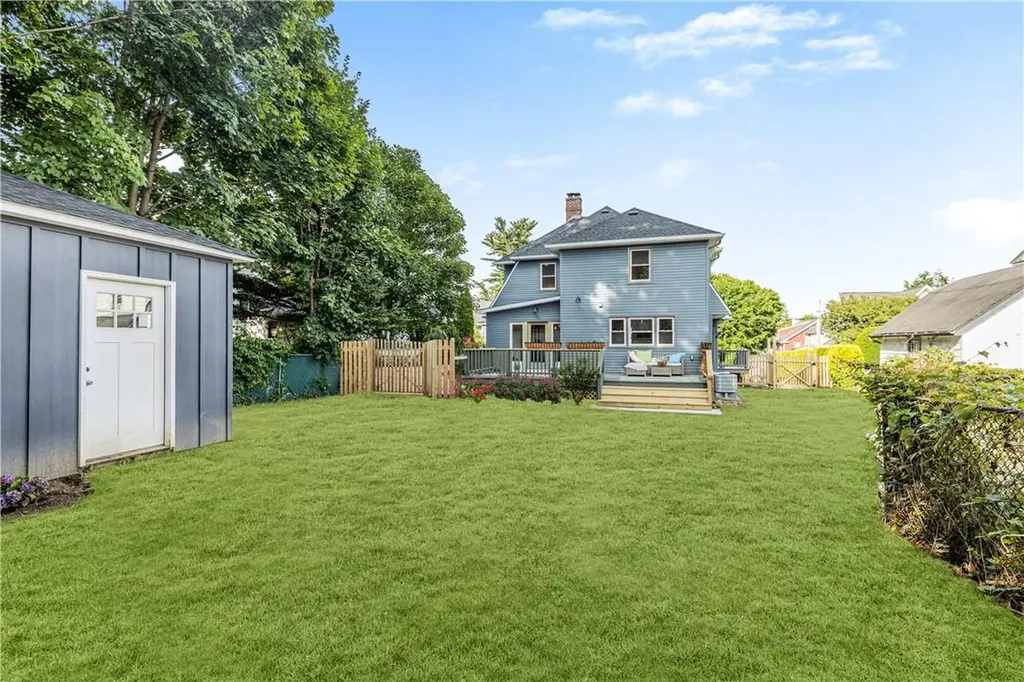 12 Risley Place New Rochelle NY 10801