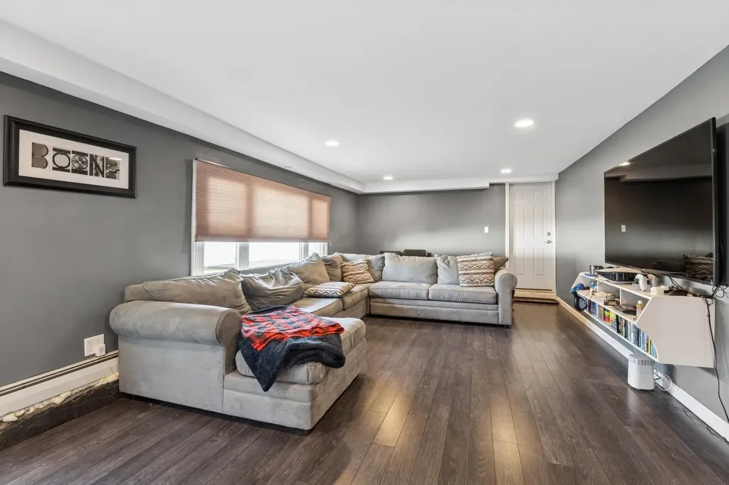 441 Miller Avenue Freeport NY 11520