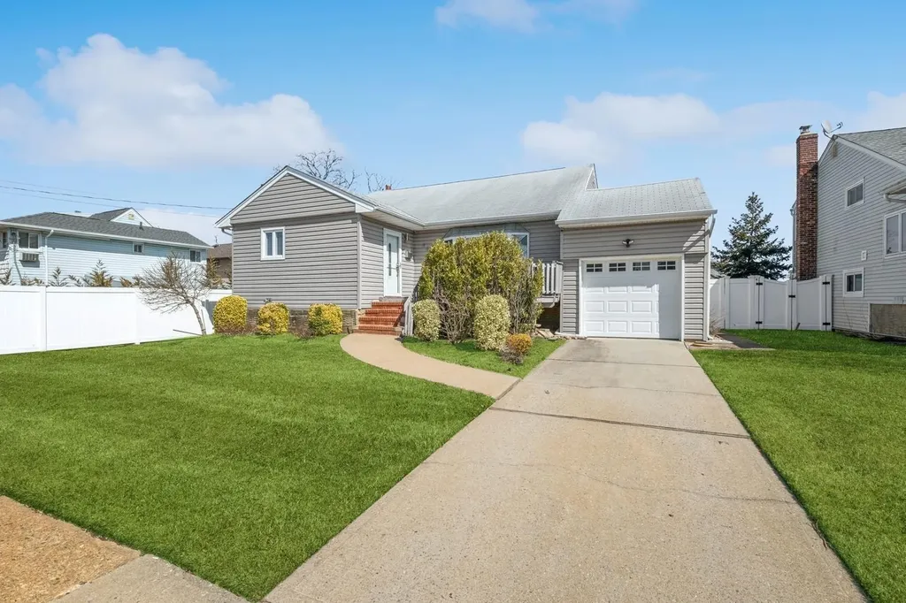 441 Miller Avenue Freeport NY 11520