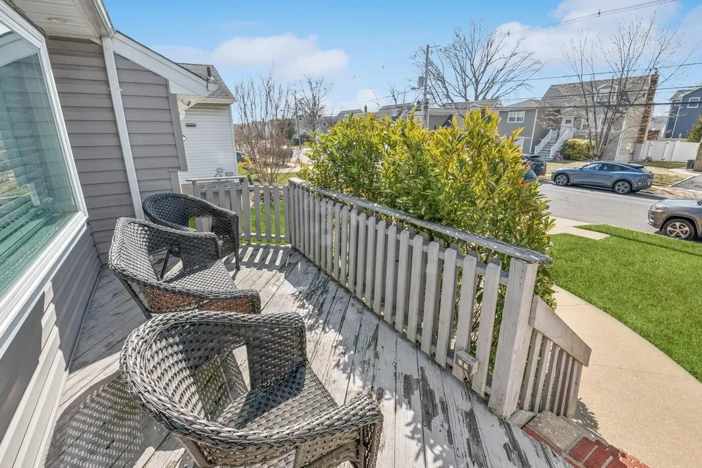 441 Miller Avenue Freeport NY 11520