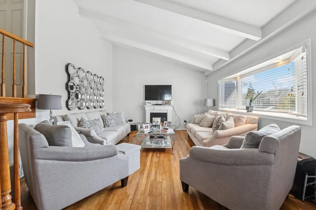 441 Miller Avenue Freeport NY 11520
