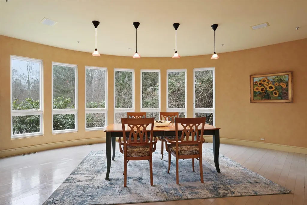 26 Hemlock Hills Chappaqua NY 10514