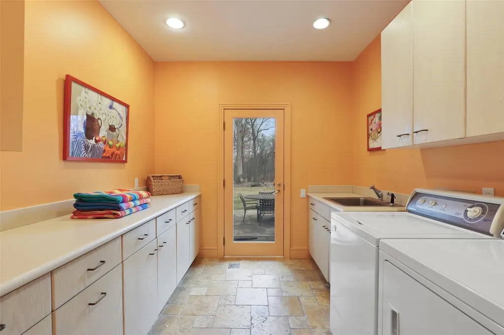 26 Hemlock Hills Chappaqua NY 10514