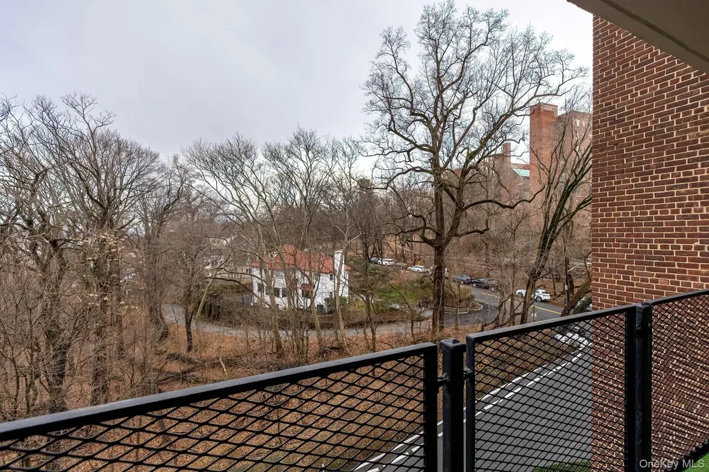 2727 Palisade Avenue Bronx NY 10463
