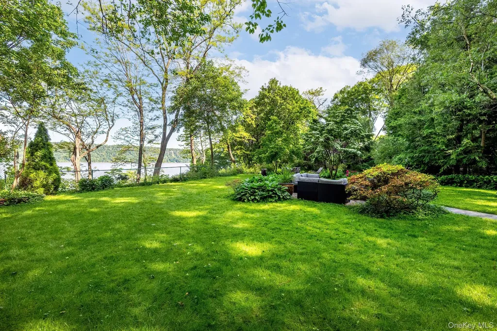 2727 Palisade Avenue Bronx NY 10463