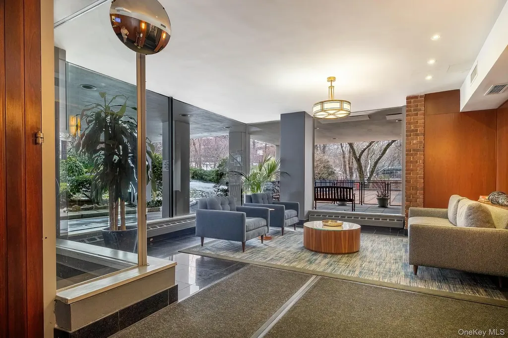 2727 Palisade Avenue Bronx NY 10463