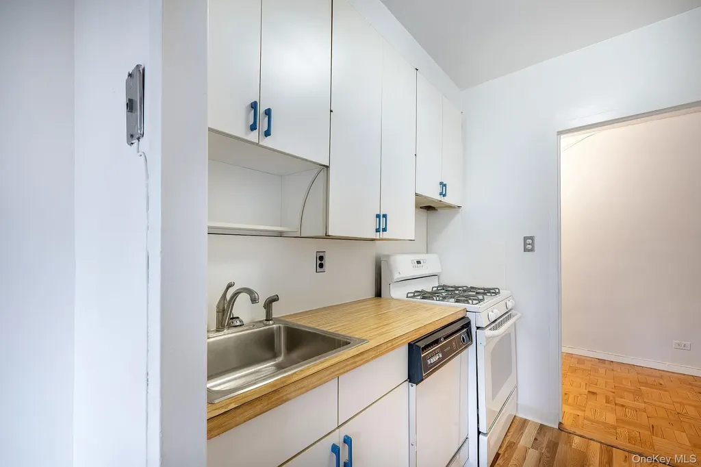 2727 Palisade Avenue Bronx NY 10463