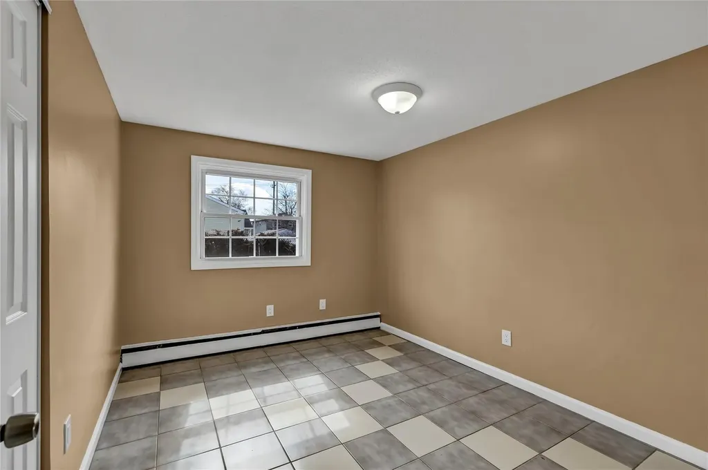 63 Remsen Avenue Hempstead NY 11550