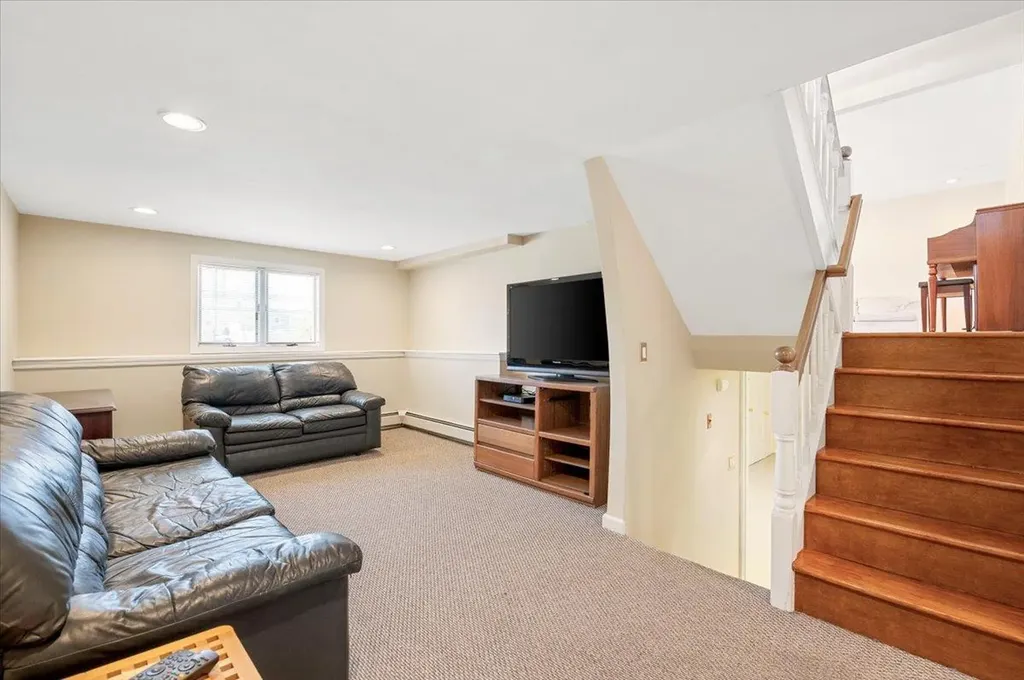 64 Caffrey Avenue Bethpage NY 11714