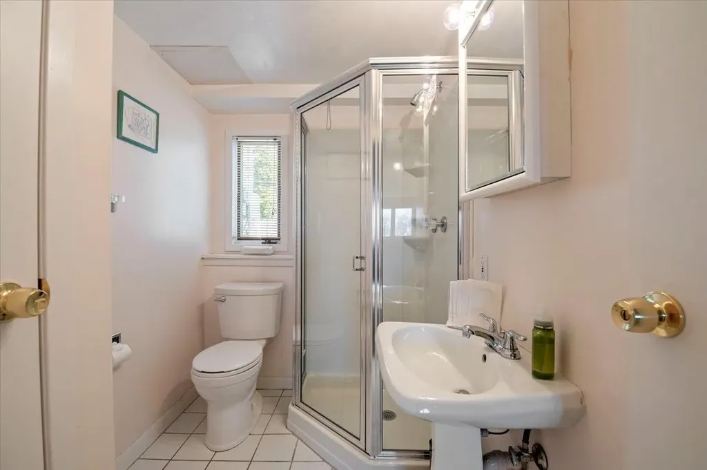 64 Caffrey Avenue Bethpage NY 11714