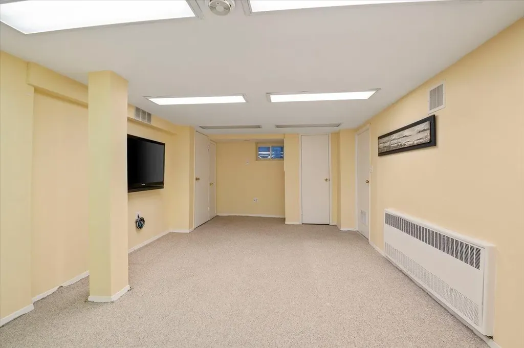 64 Caffrey Avenue Bethpage NY 11714