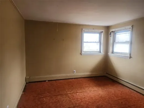 18 Merrick Road Shirley NY 11967