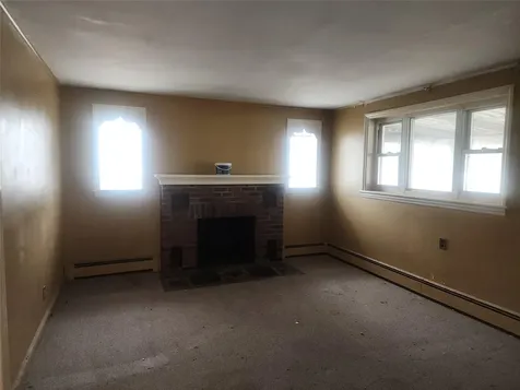 18 Merrick Road Shirley NY 11967