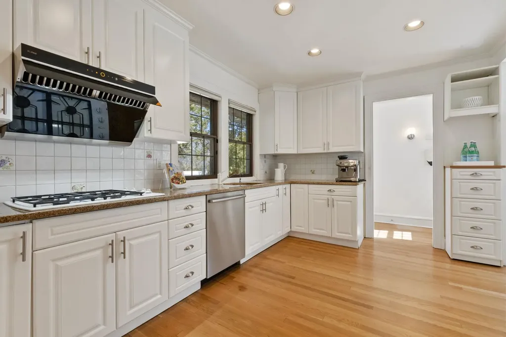 63 Carthage Road Scarsdale NY 10583