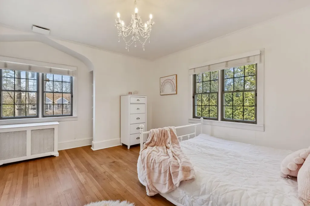63 Carthage Road Scarsdale NY 10583