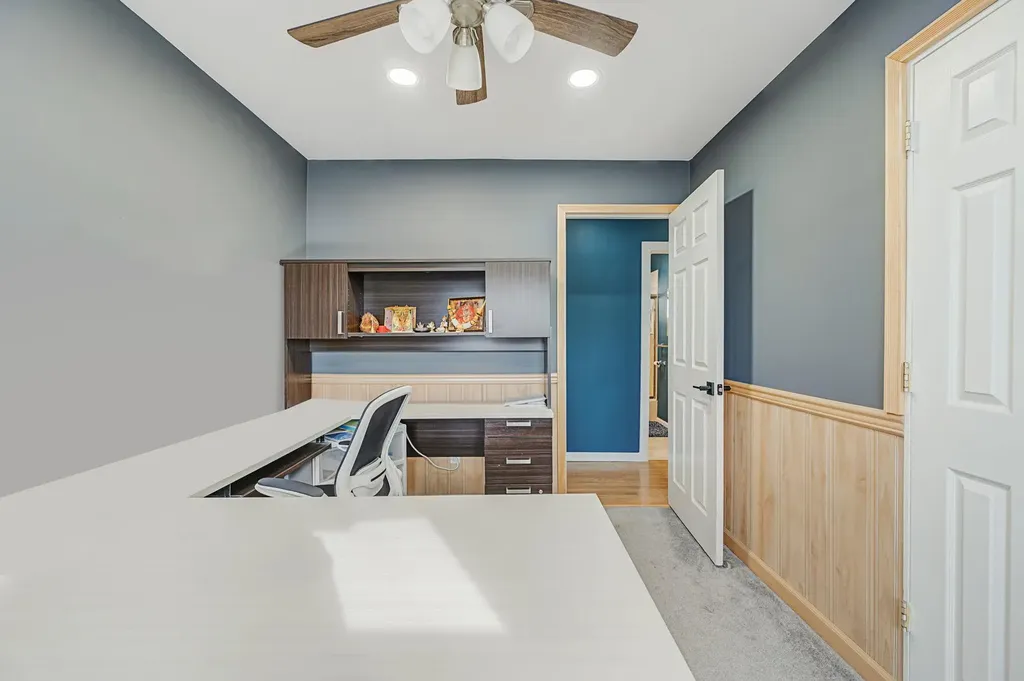 15 Elizabeth Drive Bethpage NY 11714