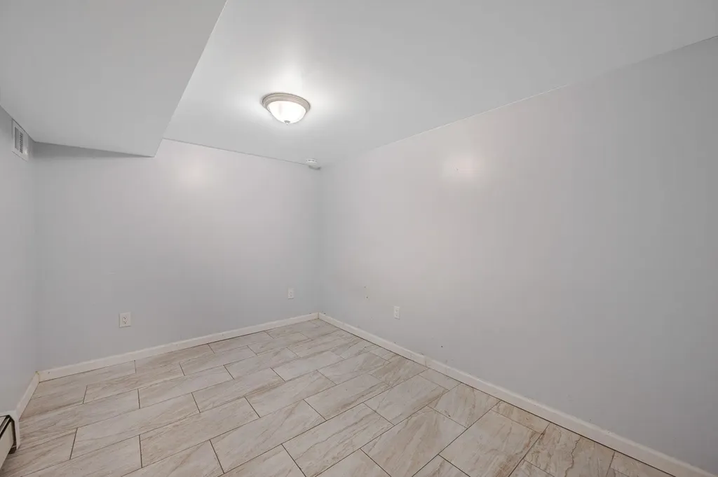 15 Elizabeth Drive Bethpage NY 11714